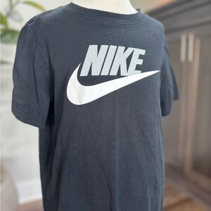 Nike Black Short Sleeve Tee with Iconic Swoosh Medium